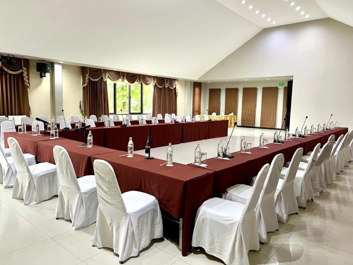 Hotel La Villa Khon Kaen Eksteriør billede